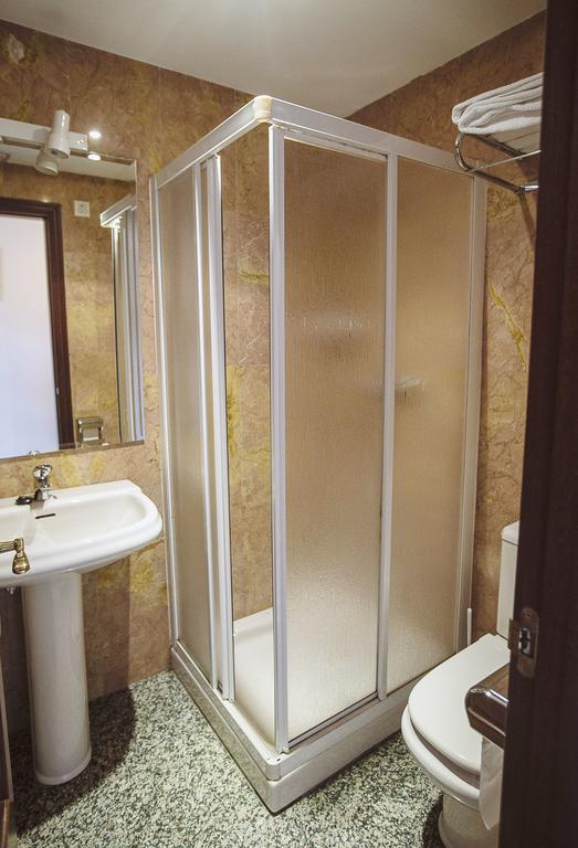 Hostal Plaza Ciudad Rodrigo Phòng bức ảnh