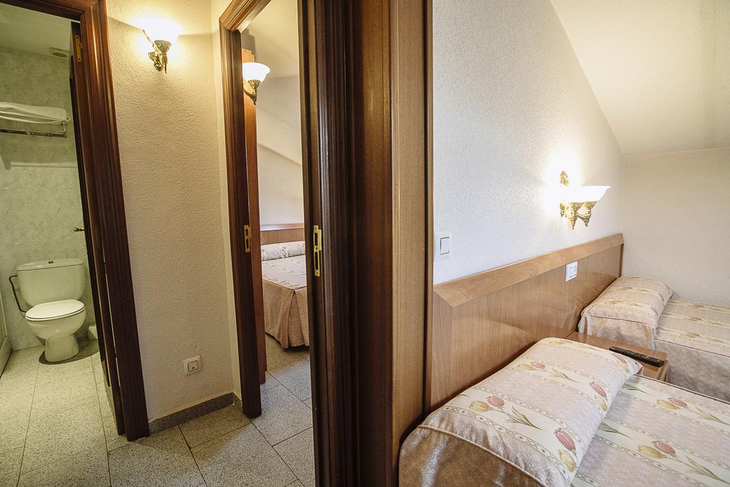 Hostal Plaza Ciudad Rodrigo Phòng bức ảnh