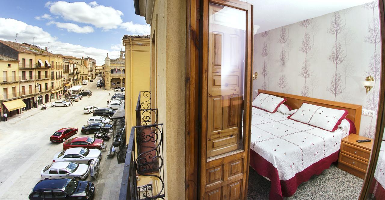 Hostal Plaza Ciudad Rodrigo Ngoại thất bức ảnh